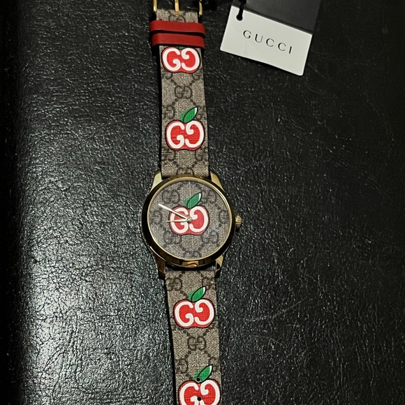 Gucci G-Timeless - Picture 4 of 4